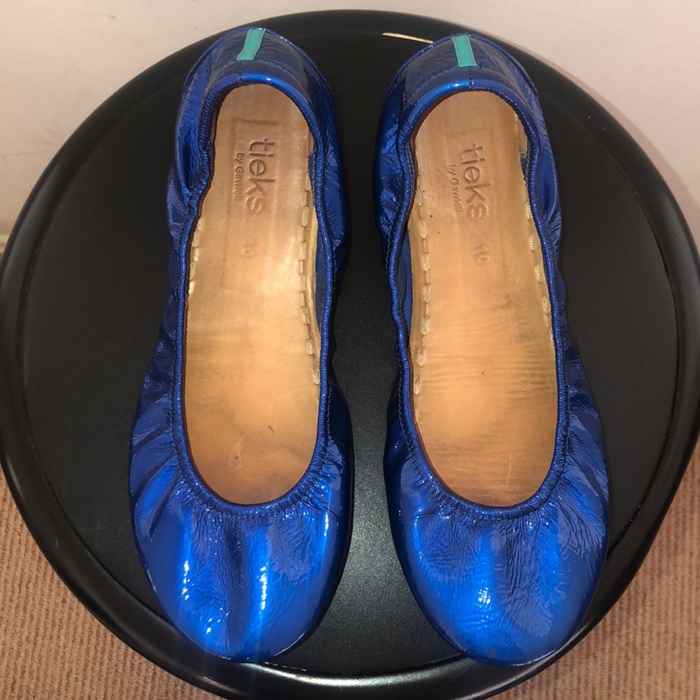 Size 10 | TIEKS SAPPHIRE PATENT | GUC